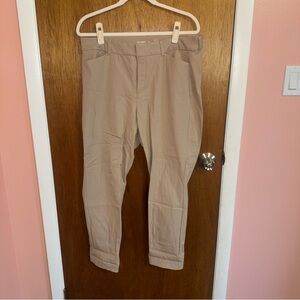 Old Navy High-Rise Pixie Pants in Taupe